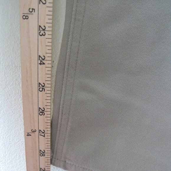 IZOD Jeans Men Ultraflex waistband Stretch Regular Fit Supersoft knit Denim Tan - Picture 5 of 15